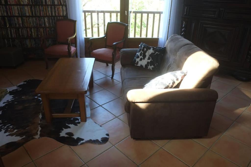 La Sagnarde, Maison En Pierre, Loubressac Eksteriør bilde
