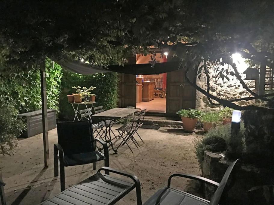 La Sagnarde, Maison En Pierre, Loubressac Eksteriør bilde